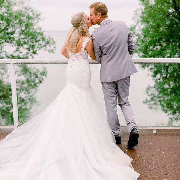 Meet your Posher, Ellie - Picture 1 of 1